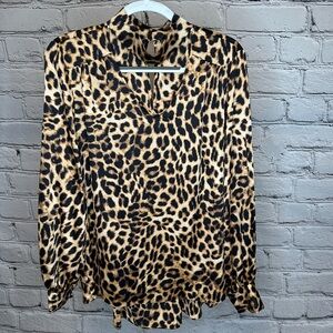 Vince Camuto Leopard Top